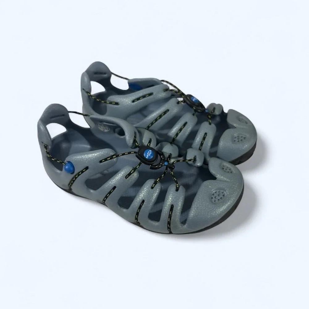 MION Slip On‎ Gray Sandals Water Shoes Sz 8 Men's 99123
